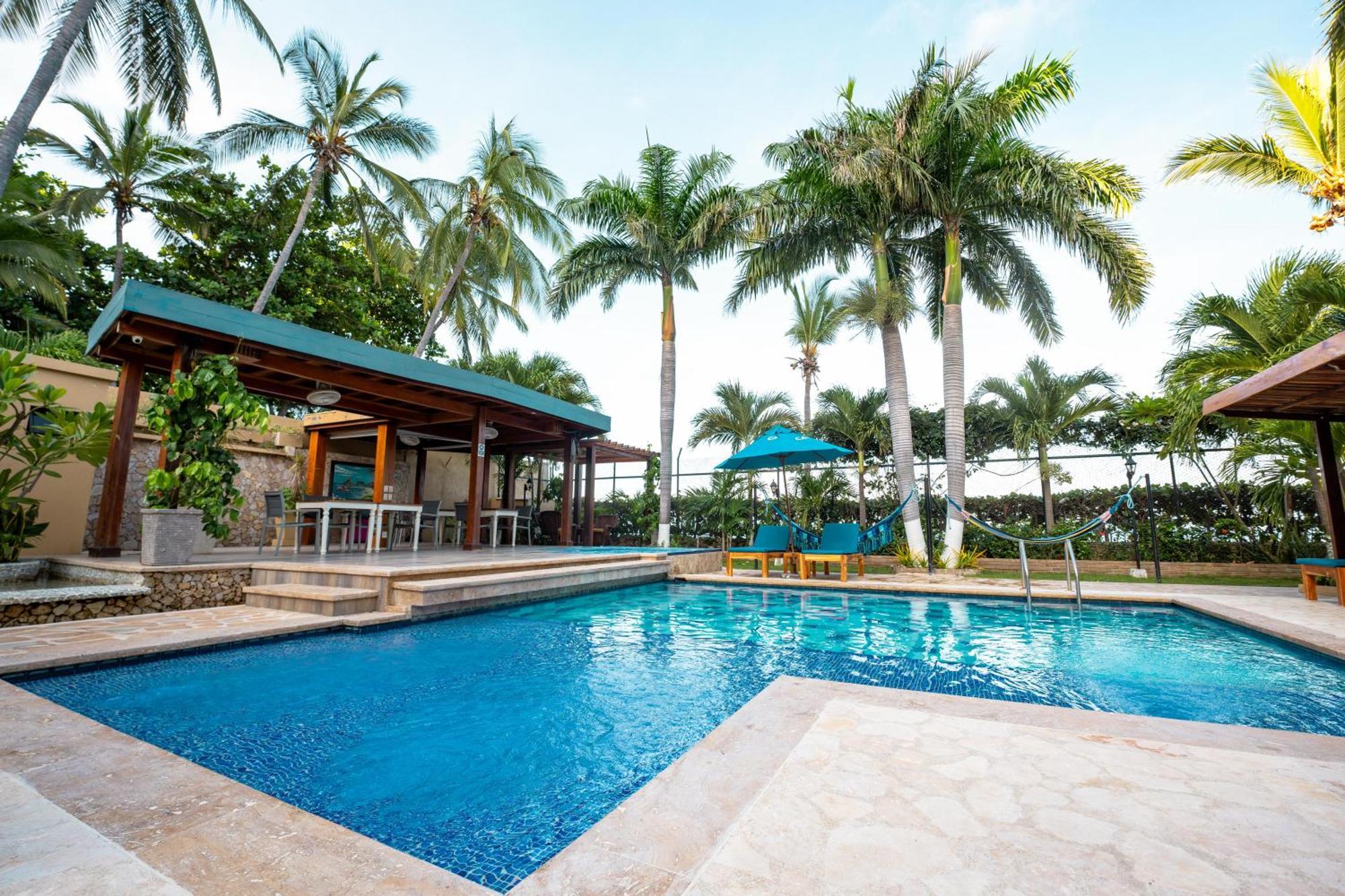 Casa Verano Beach Hotel - Adults Only ซันตามาร์ตา ภายนอก รูปภาพ